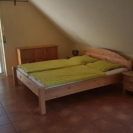 Ferienwohnung Winzer Lägenhet